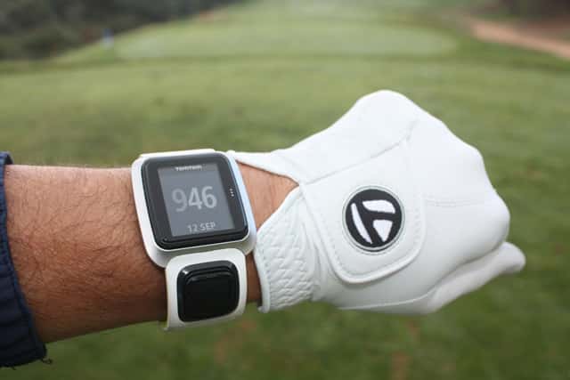 TomTomGolfer-02-Hora-Fecha
