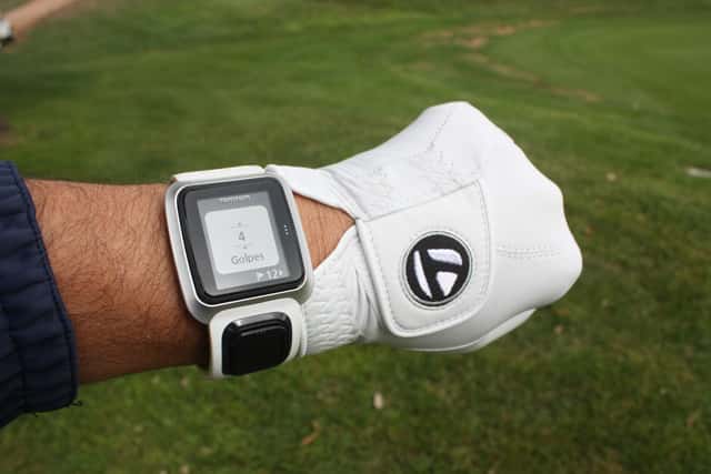 TomTomGolfer-12-Golpes-por-hoyo