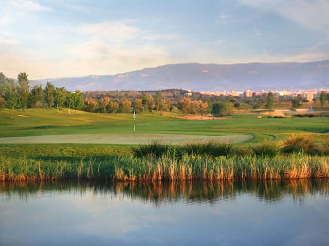 Lumine-Lakes-2