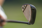 TaylorMade Golf – Construcción forjada, estrías en toda la cara y cinco pulidos de suela para los nuevos wedges Hi-Toe 5